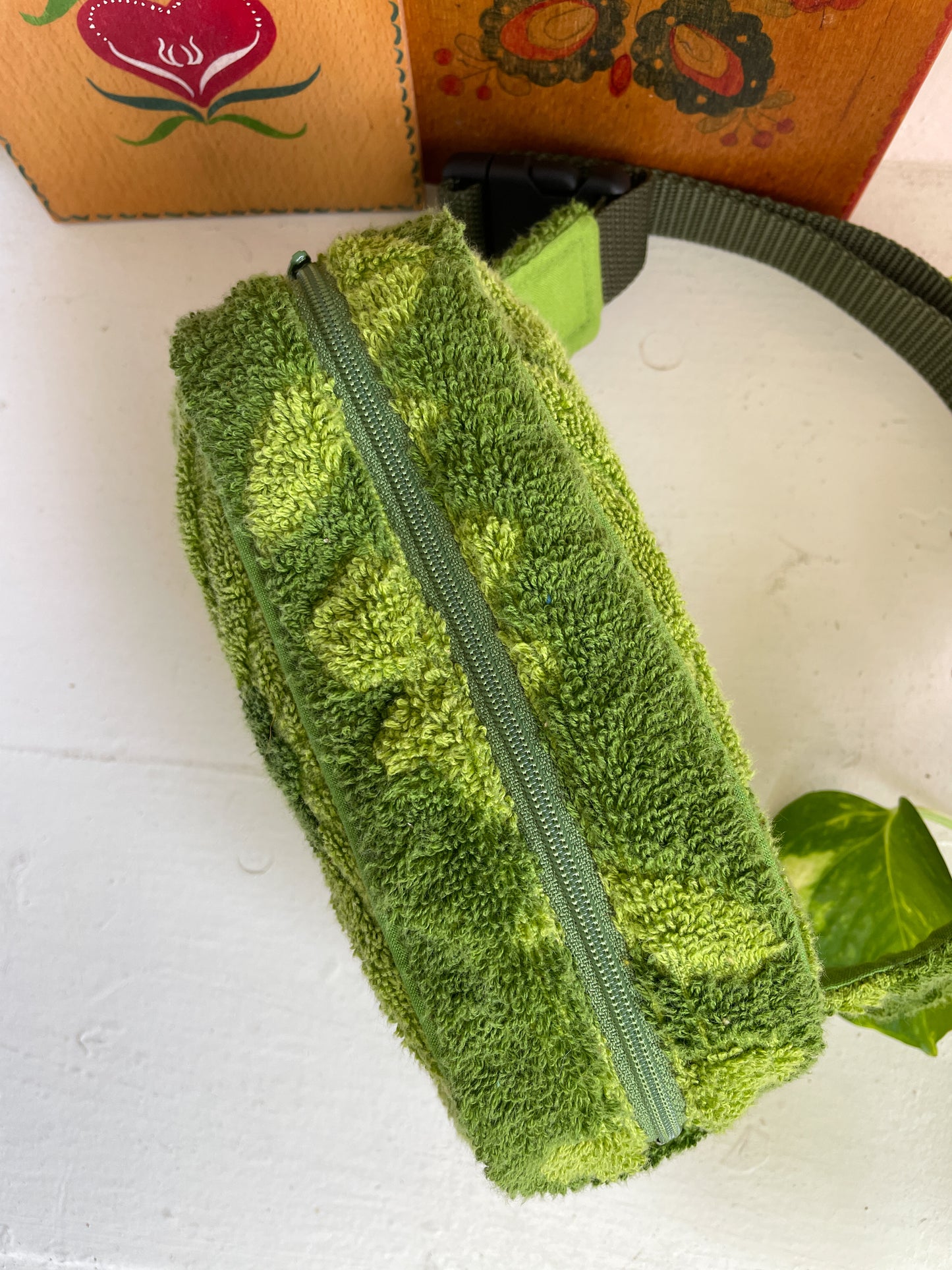 Vintage towel fanny pack | Green big flower