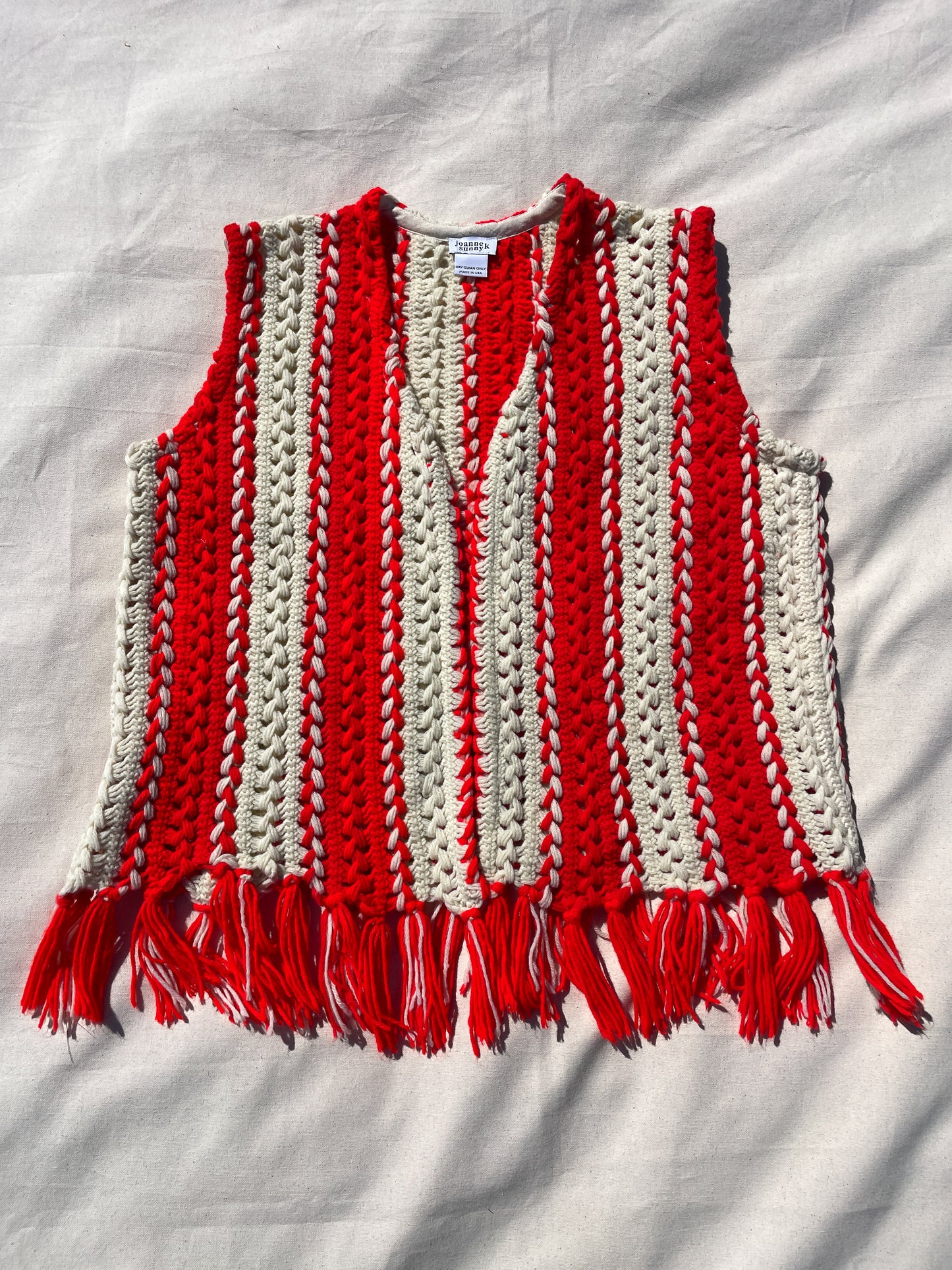 Fringe vest | Red cream stripe