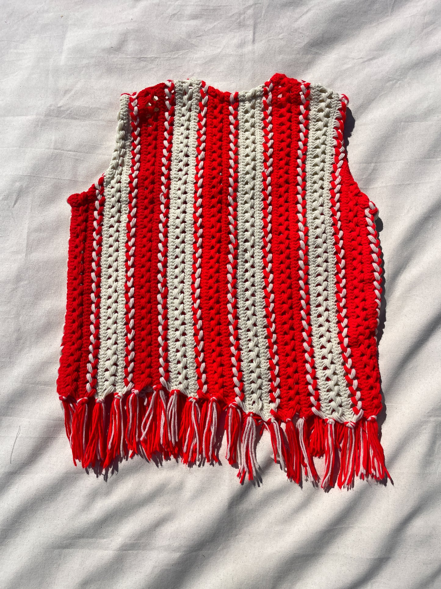 Fringe vest | Red cream stripe