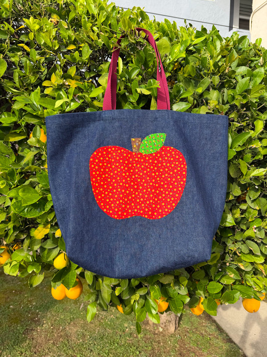 Market Tote Bag | Apple