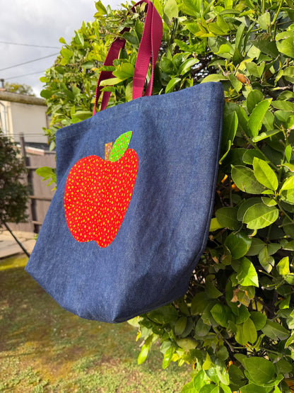 Market Tote Bag | Apple